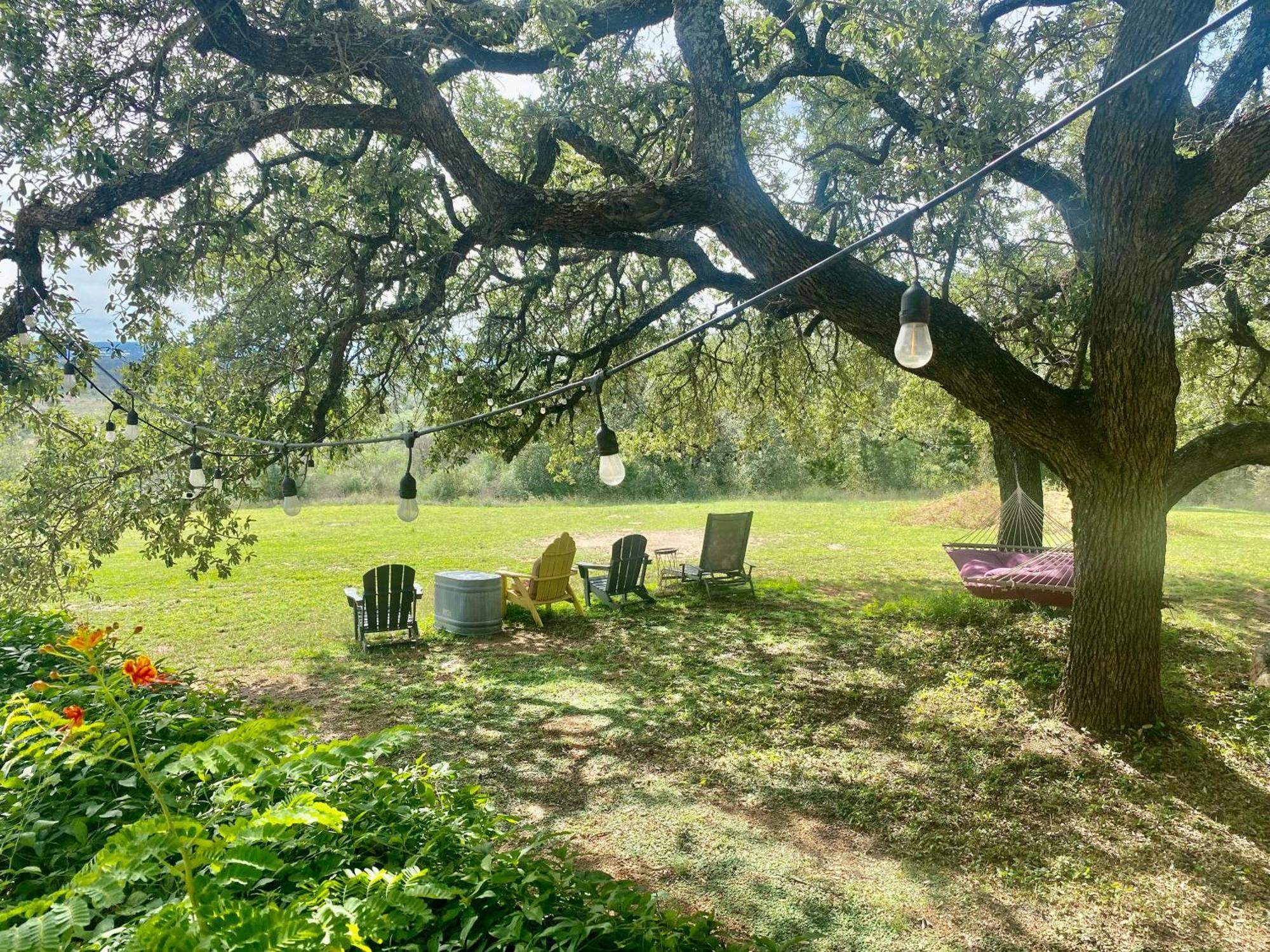 V700 Ranch Stays Marble Falls Exterior photo
